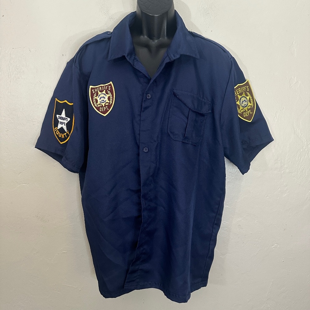 Walking Dead King Count GA Sheriff's Shirt 25" armpit to armpit Gently worn